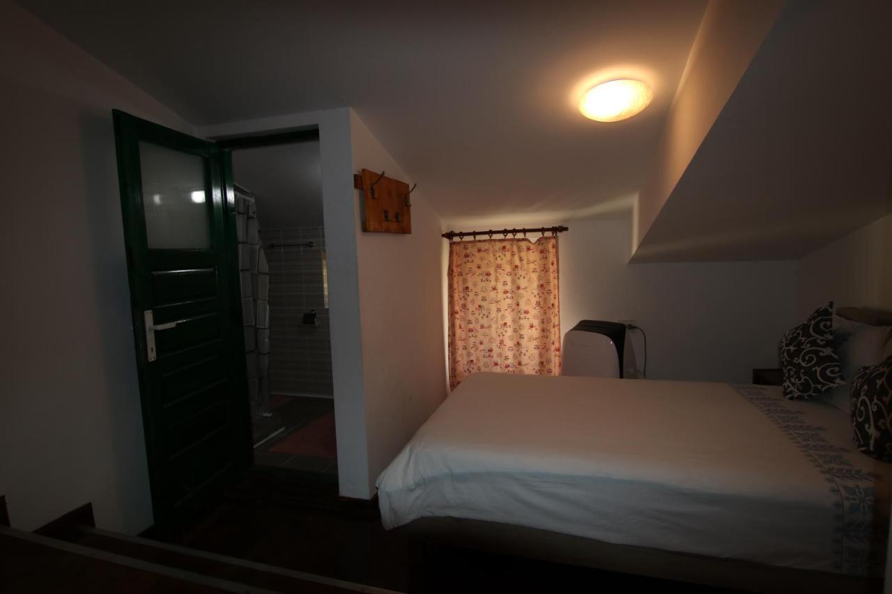 B&B Duo Caffe Baneasa Bucharest Luaran gambar